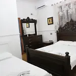 Heritage House Apartment