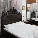 Heritage House Apartment